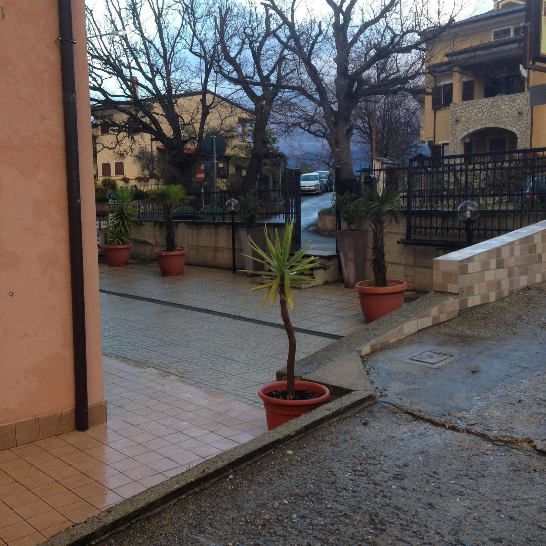 Raggio Di Sole Bed and Breakfast Rende Exteriör bild